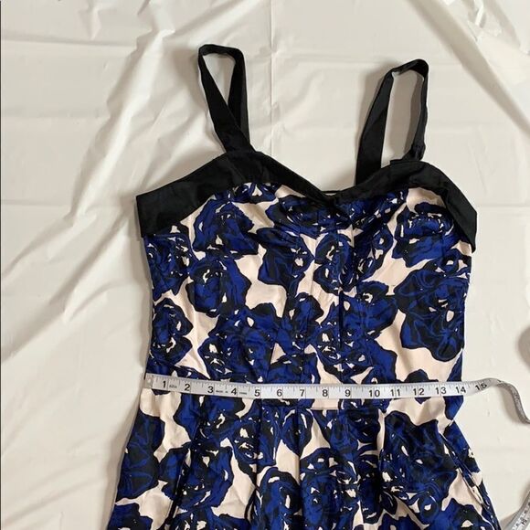 Richard Chai Blue Floral Dress Sz 6 - Picture 12 of 13